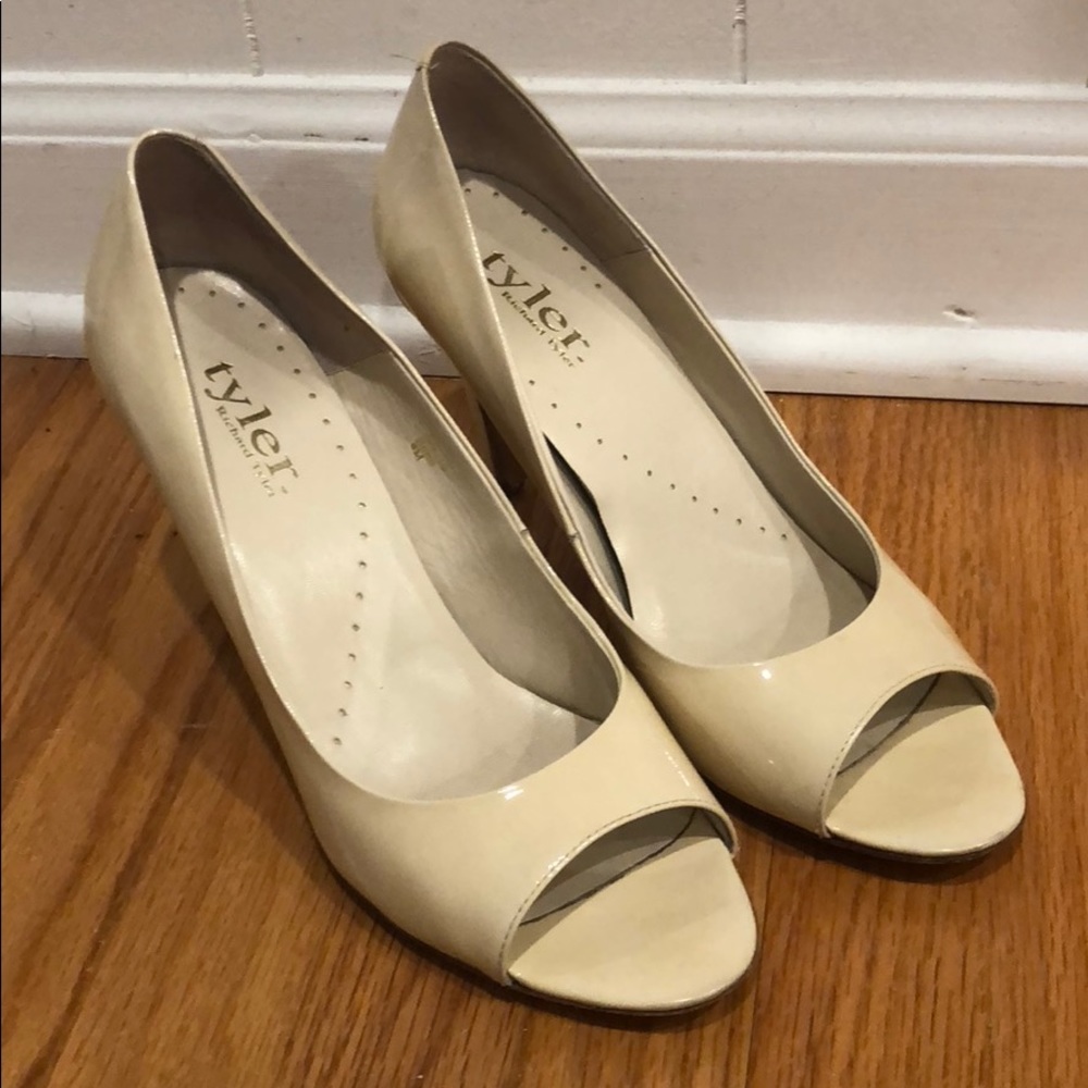 Tyler Richard Tyler Peep Toe Pumps
